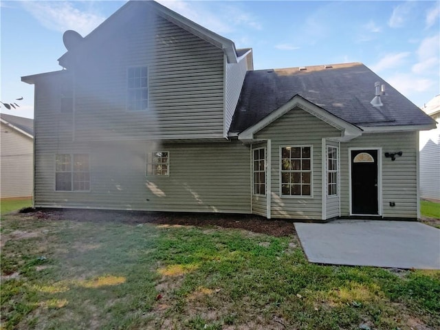 4024 Waldrop Hills Dr, Decatur, GA 30034 - rear view of property with a yard and a patio