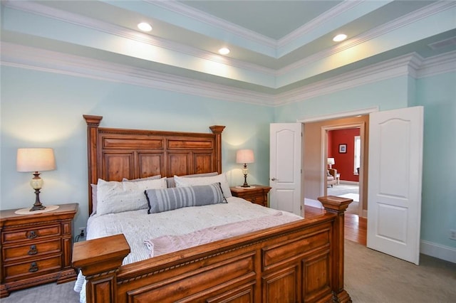 bedroom featuring light carpet, recessed lighting, visible vents, and crown molding