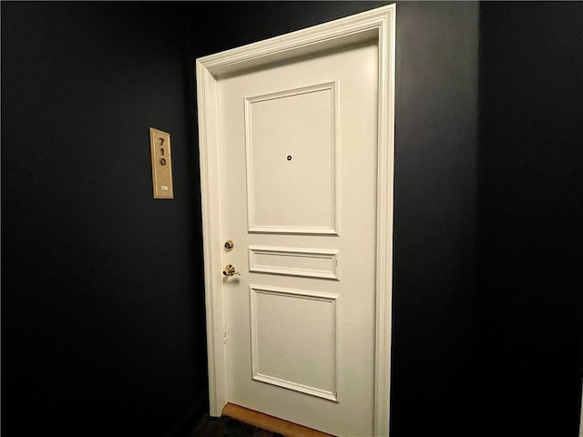 199 14th St NE Unit 710, Atlanta, GA 30309 - detailed view of baseboards
