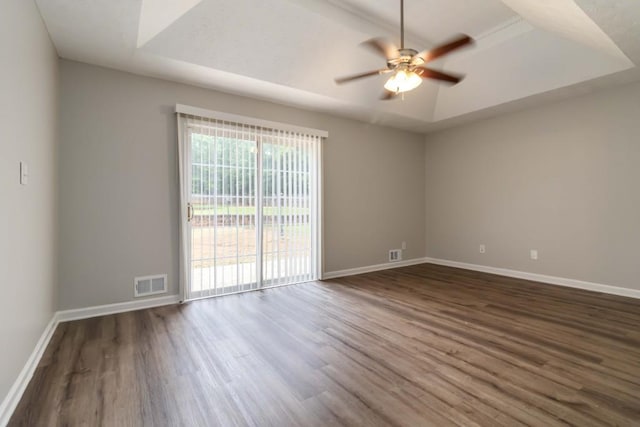 210 Riveredge Way, Mcdonough, GA 30252 - unfurnished room featuring a ceiling fan, wood finished floors, and baseboards