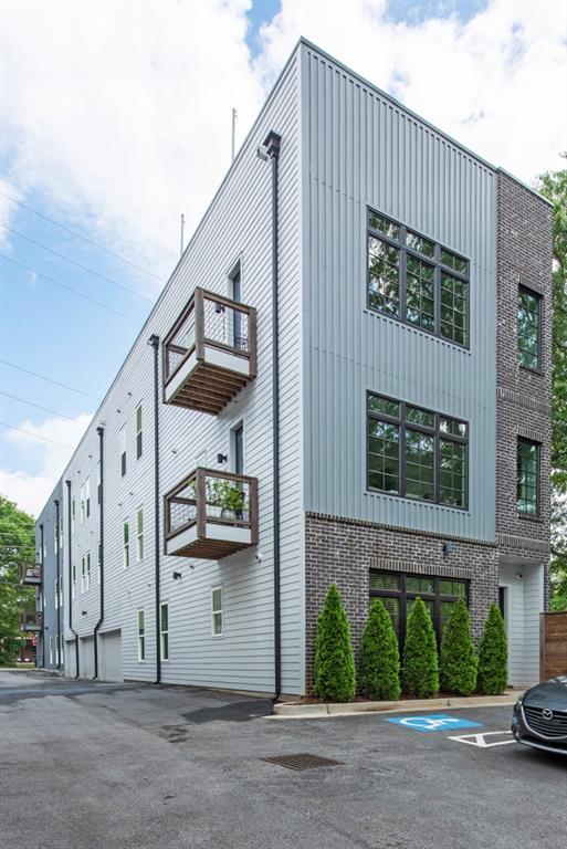 417 E College Ave Unit 102, Decatur, GA 30030 - view of property with uncovered parking