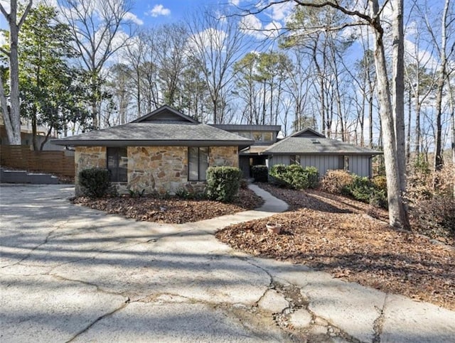 view of front of home