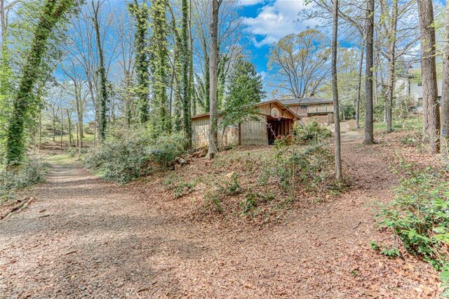 613 Holly Dr, Gainesville, GA 30501 - view of yard with an outbuilding