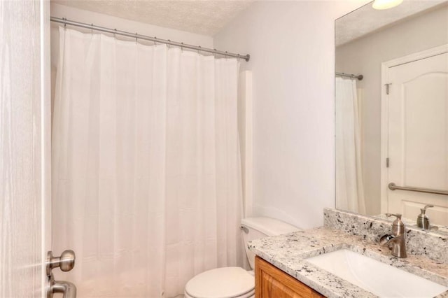 662 Shady Willow Ln, Loganville, GA 30052 - full bathroom with toilet, a textured ceiling, vanity, and a shower with curtain