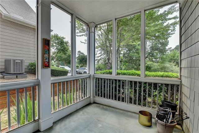595 Stonepark Ln, Suwanee, GA 30024 - view of unfurnished sunroom