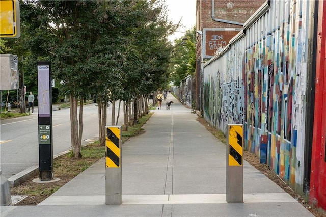 1202 Hardee St NE, Atlanta, GA 30307 - view of home's community