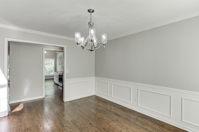 4690 Martins Crossing W Dr, Flowery Branch, GA 30542 - unfurnished room featuring a chandelier, crown molding, dark wood-style floors, and a wainscoted wall