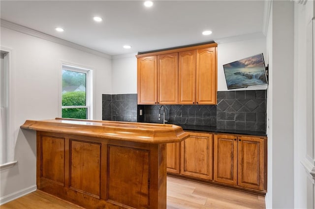 4030 Scenic View Ct, Cumming, GA 30028 - bar featuring crown molding, recessed lighting, light wood-style flooring, and tasteful backsplash