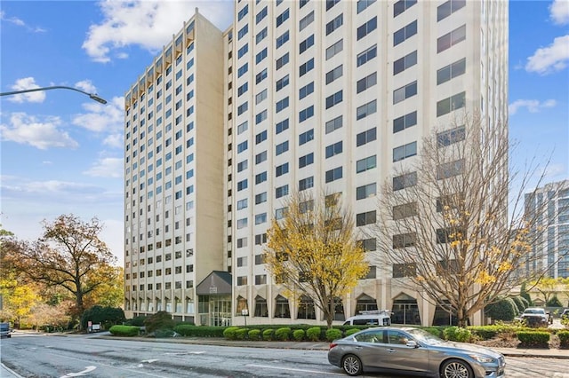 2479 Peachtree Rd NE Unit 1703, Atlanta, GA 30305 - view of building exterior
