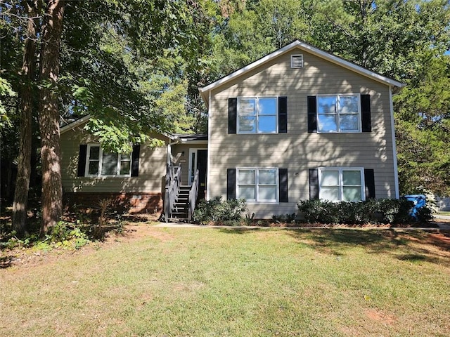 view of front of property with a front yard