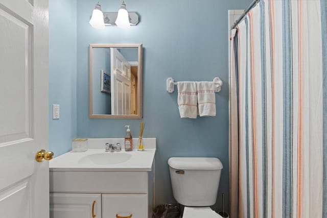 120 Ashewoode Downs Ln, Alpharetta, GA 30005 - bathroom with vanity and curtained shower