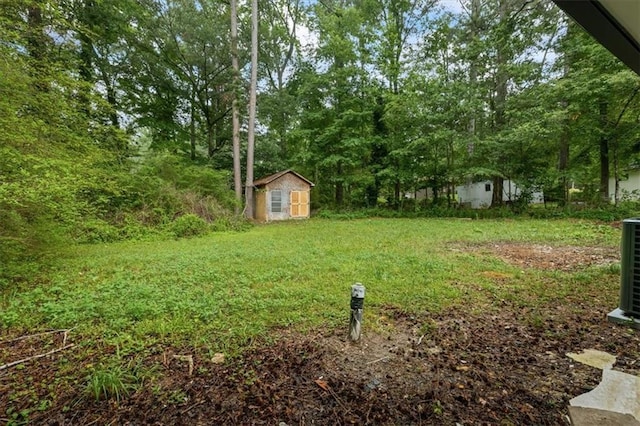 2091 Chestnut Log Dr, Lithia Springs, GA 30122 - view of green lawn