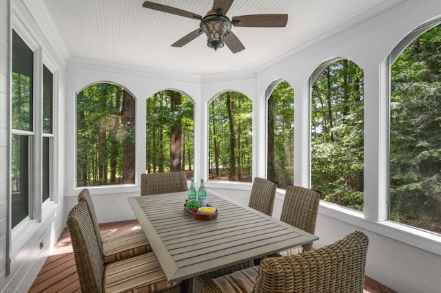 sunroom with crown molding