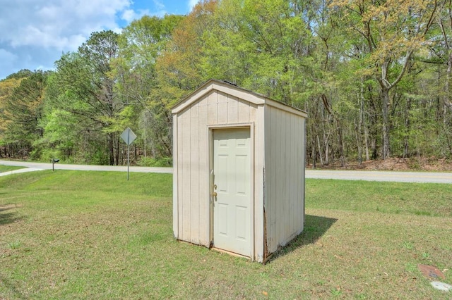798 Tommy Lee Cook Rd, Palmetto, GA 30268 - view of shed with a forest view