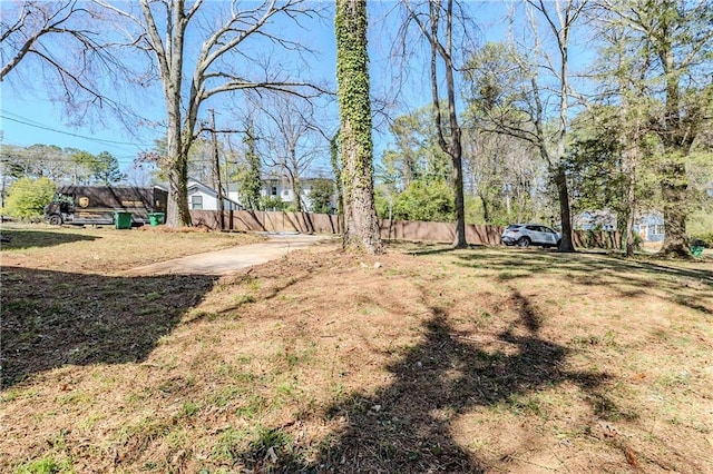 view of yard featuring fence