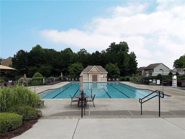 4400 Village Field Pl, Suwanee, GA 30024 - community pool featuring a patio