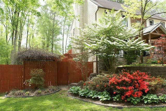 1438 Salem Dr, Alpharetta, GA 30009 - view of yard