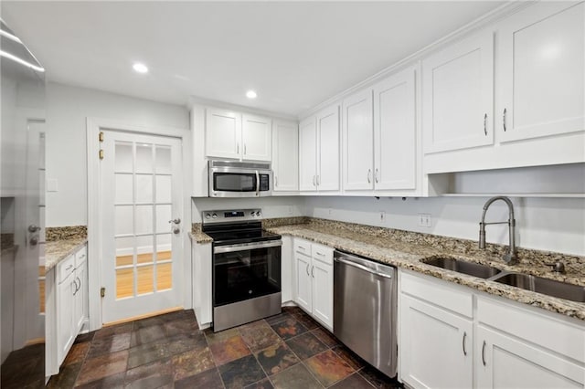 1719 Woodcliff Ct NE, Atlanta, GA 30329 - bathroom with vanity