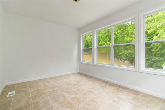 3781 Cherokee Trl, Suwanee, GA 30024 - unfurnished room with baseboards and visible vents
