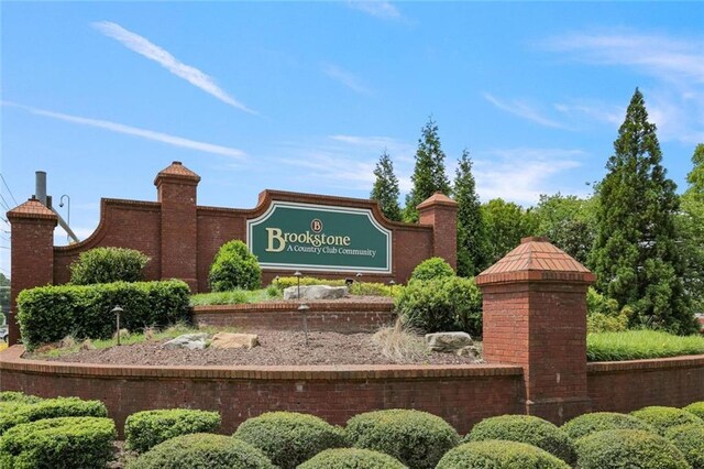 6317 Benbrooke Overlook NW, Acworth, GA 30101 - aerial view of property and surrounding area featuring a pool