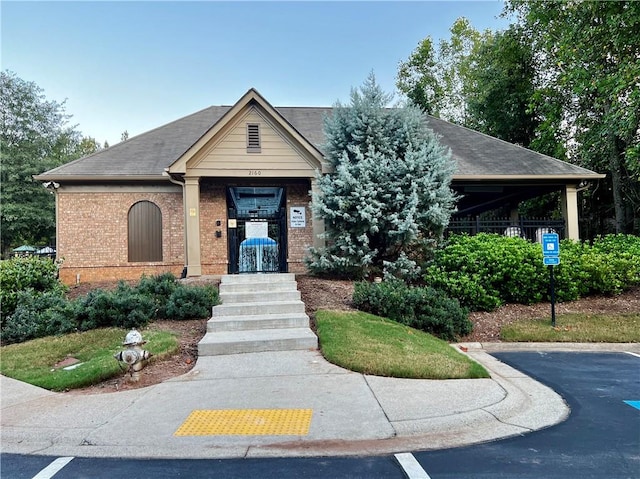 view of front facade with brick siding