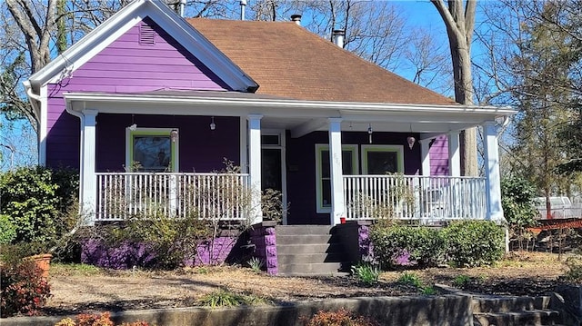 view of front facade featuring covered porch
