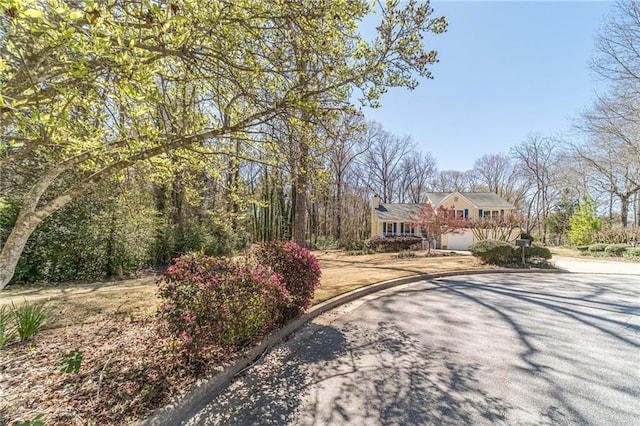 45 Somerset Ct, Covington, GA 30016 - exterior space featuring curbs