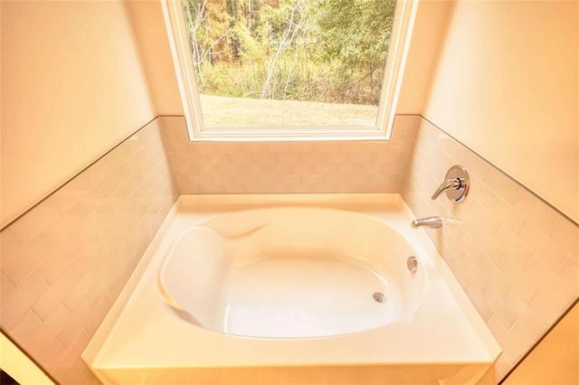 960 Park Place St, Social Circle, GA 30025 - bathroom with a bath
