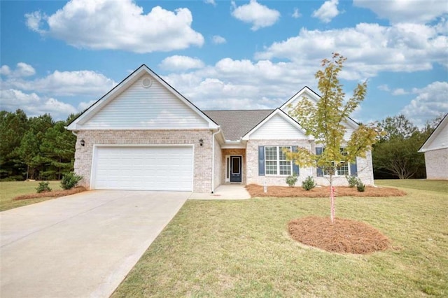 960 Park Place St, Social Circle, GA 30025 - ranch-style home featuring a garage, brick siding, concrete driveway, and a front yard