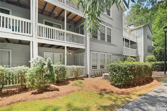 1931 Brian Way, Decatur, GA 30033 - view of side of property with a balcony