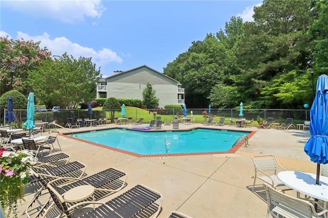 1931 Brian Way, Decatur, GA 30033 - community pool with a patio area