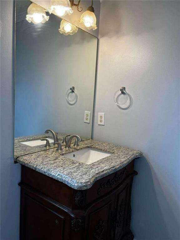 bathroom with vanity