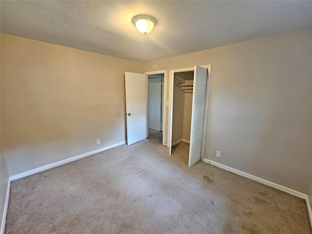 unfurnished bedroom featuring a closet