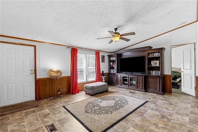 726 Nixon Rd, Senoia, GA 30276