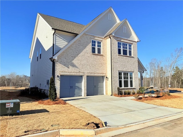 view of front facade with a garage