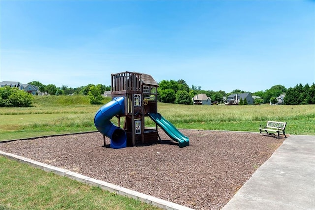 238 Lighthouse Cv SW, Adairsville, GA 30103 - community play area with a yard