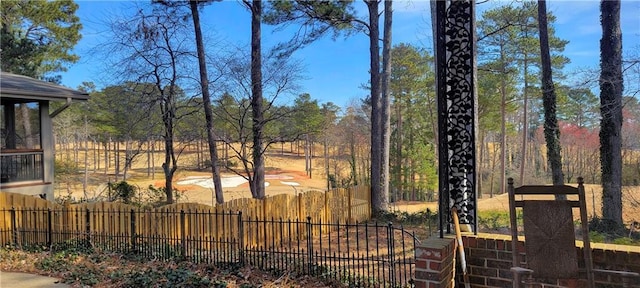 view of yard featuring a fenced front yard