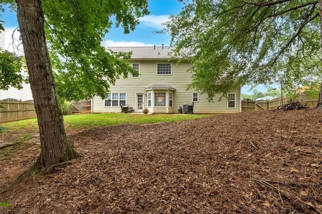 812 Roget Way, Lawrenceville, GA 30045 - view of back of property