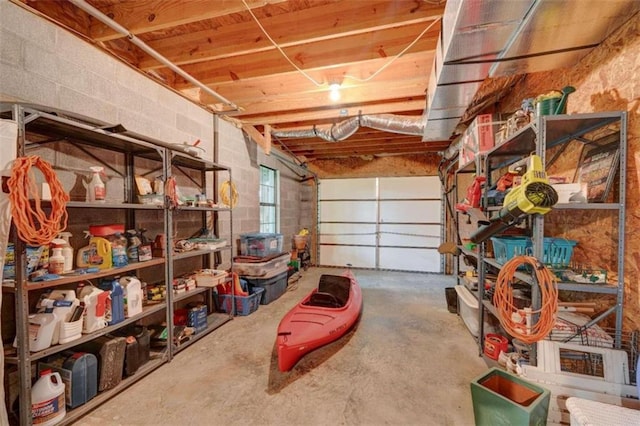 652 Fox Run Dr, Blue Ridge, GA 30513 - view of garage