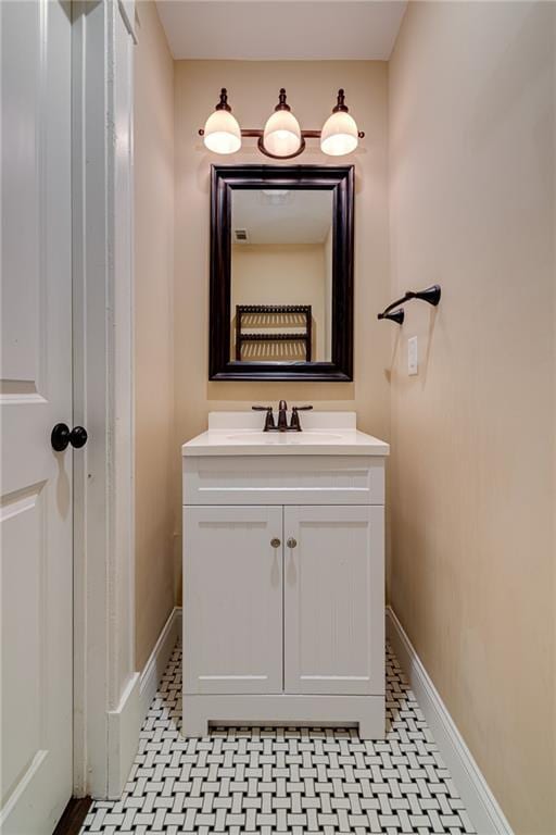 689 Berne St SE, Atlanta, GA 30312 - bathroom with vanity and baseboards
