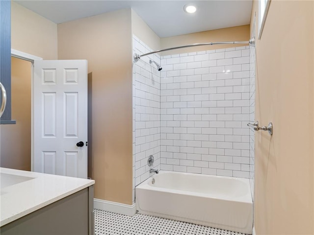 689 Berne St SE, Atlanta, GA 30312 - bathroom with vanity and tub / shower combination