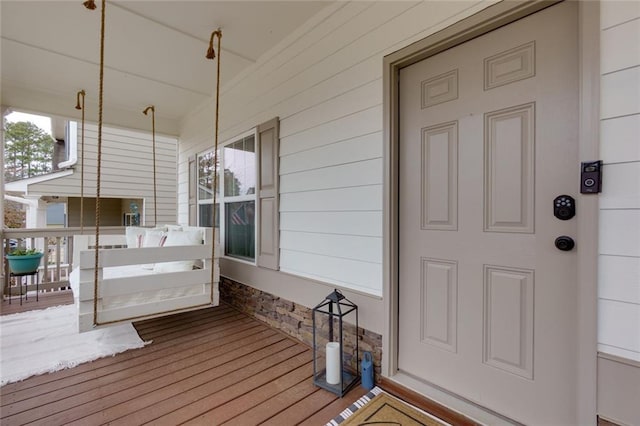 entrance to property with covered porch