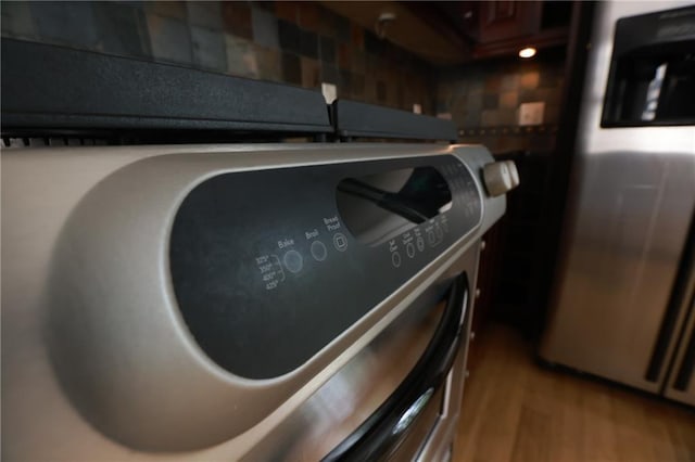 3541 Roswell Rd NE Unit 20, Atlanta, GA 30305 - detailed view of wood finished floors