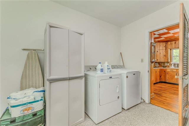 103 White Cir, Rockmart, GA 30153 - washroom with separate washer and dryer