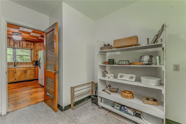 103 White Cir, Rockmart, GA 30153 - hallway featuring a sink