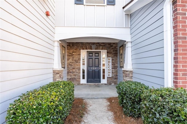 view of entrance to property