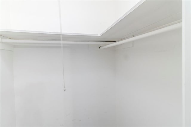 738 Laverne Dr NW, Atlanta, GA 30318 - view of spacious closet