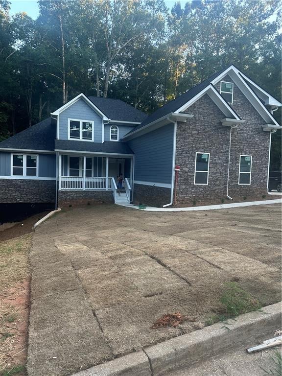 view of front of home featuring a porch