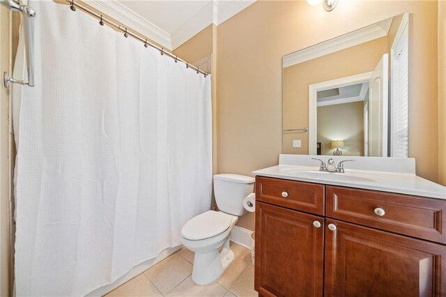 2380 Crescent Park Ct Unit 4, Atlanta, GA 30339 - bedroom with a tray ceiling, light wood finished floors, crown molding, baseboards, and ceiling fan