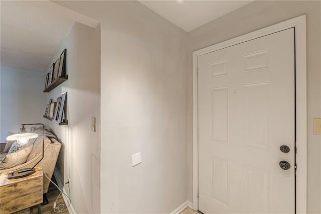 215 Cobblestone Trl, Avondale Estates, GA 30002 - entryway featuring baseboards
